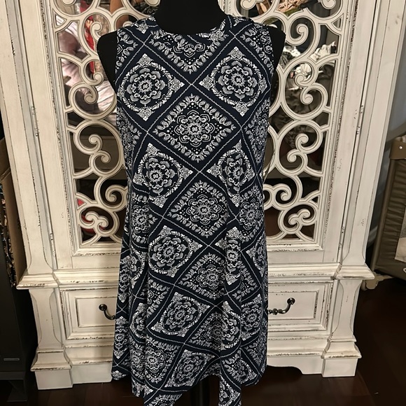 fortune & ivy Dresses & Skirts - NWT paisley, print dress D-8